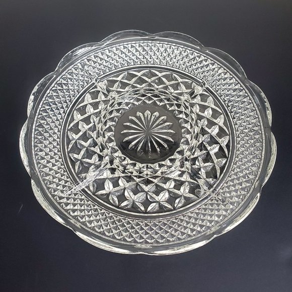 VTG Pressed Glass Tray Divided Serving Platter Scalloped Edge Lattice Pattern - Picture 2 of 5